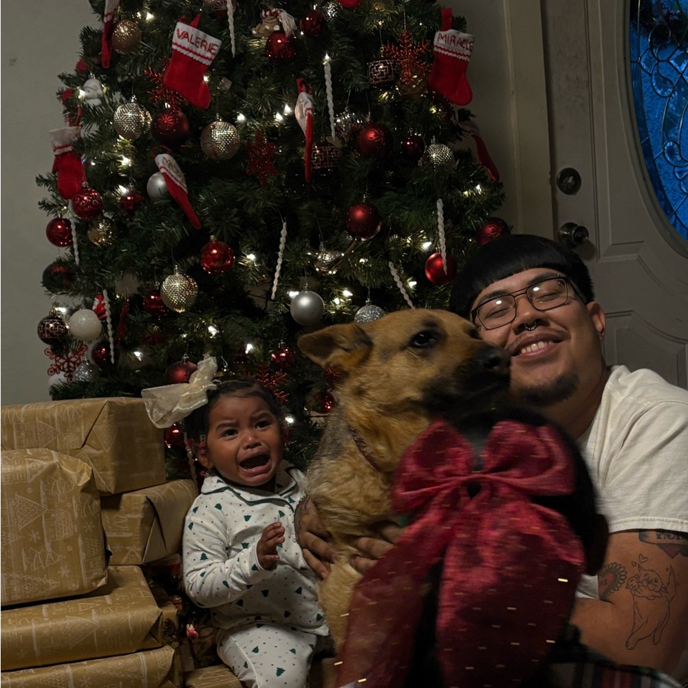 Meet your Posher, Emmanuel